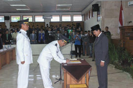 Pelantikan Drs. H. Syarif Hidayat M.Si dan Ir. H. Dede Sudrajat,MP sebagai Wali Kota dan Wakil Wa...